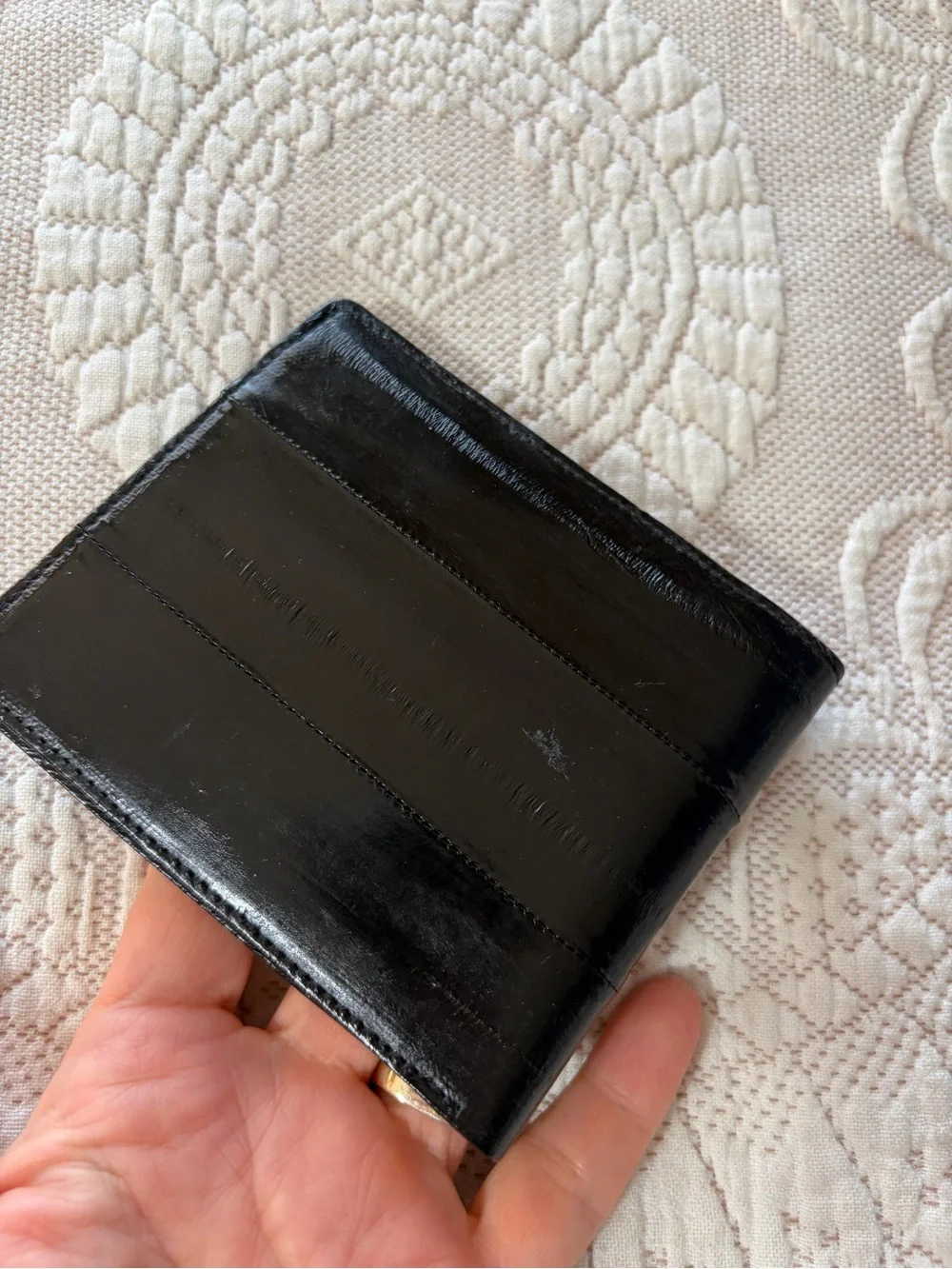 N/A sleek black